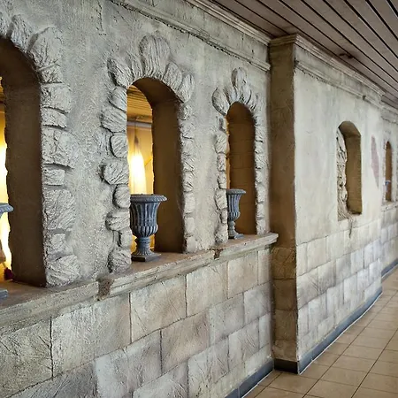 מלון Roompot Parkhotel Bad Arcen 3*