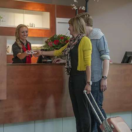 Roompot Parkhotel Bad Arcen מלון Broekhuizenvorst