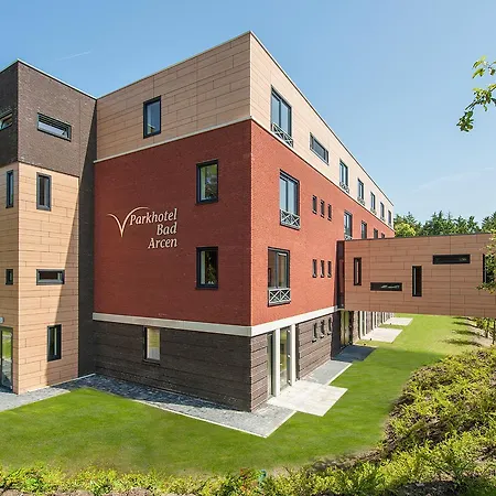 מלון Roompot Parkhotel Bad Arcen 3*