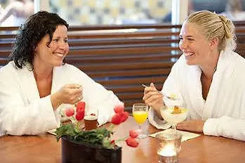 Roompot Parkhotel Bad Arcen 3*